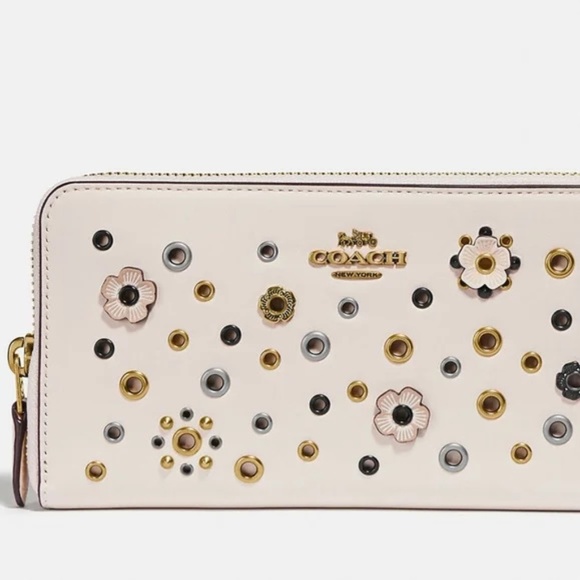 Coach Floral Zip Around Accordion Wallet with Tea Rose Appliqué and Grom… - Picture 3 of 12